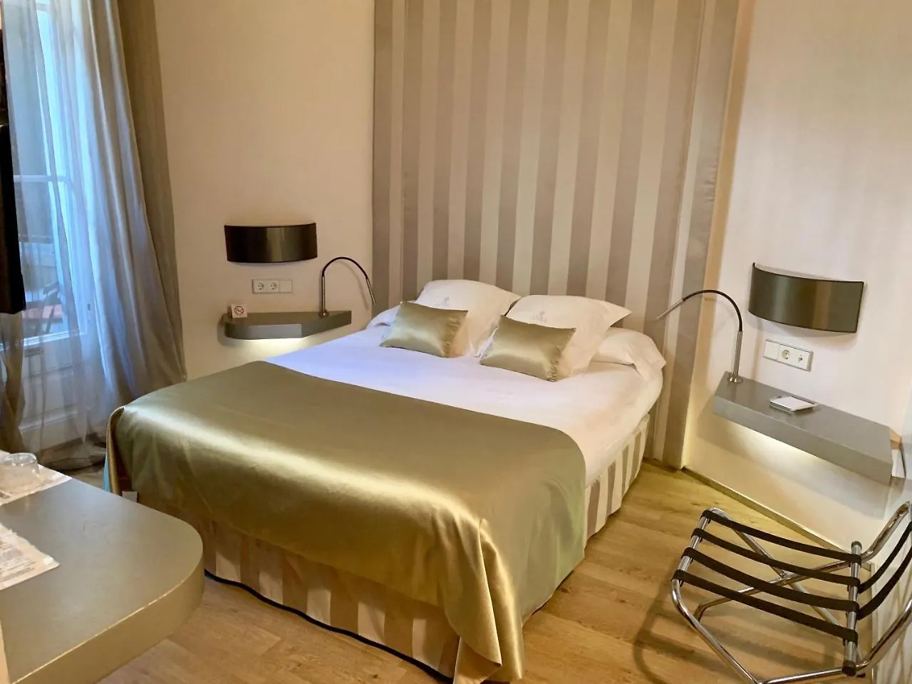 Anba Boutique (Adults Only) Bed & Breakfast Barselona